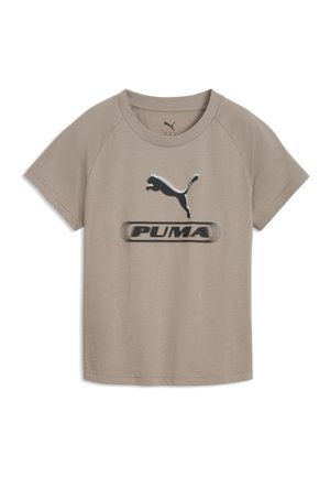 Beżowy t-shirt z krótkim rękawem i okrągłym dekoltem, z czarnym logo Puma i napisem na środku z przodu.