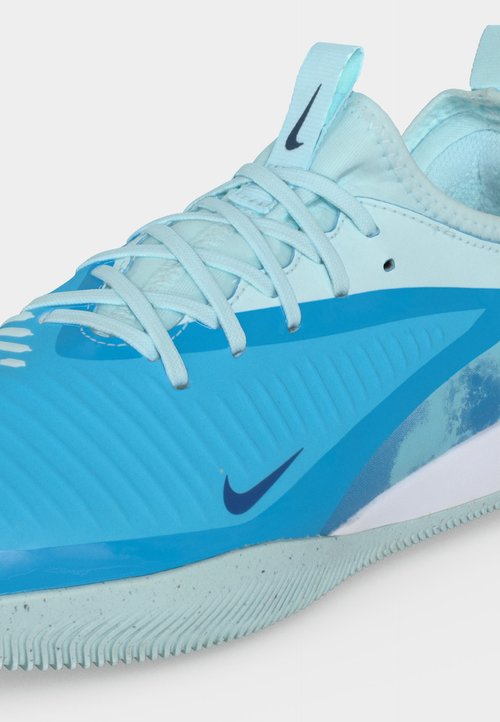 Nike PHANTOM 6 LOW ACADEMY ERLING HAALAND IC UNISEX - Indoor football boots - baltic blue/blue eclipse/glacier blue — foto 7