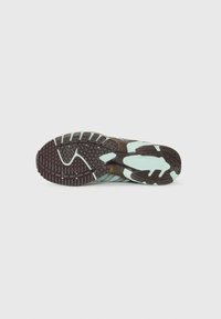 adidas Originals ADIZERO ADIOS OG UNISEX - Tenisice - dark brown/ash green