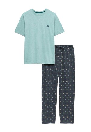 Maglietta a maniche corte verde chiaro con scollo rotondo e piccolo logo a tartaruga, abbinata a pantaloni scuri con motivo a tartaruga multicolore e vita con coulisse.