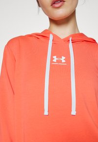 Under Armour RIVAL czerwony