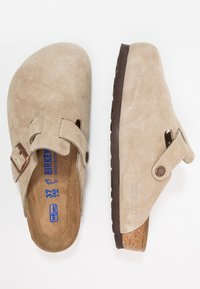 Birkenstock BOSTON SOFT FOOTBED - Mules - taupe