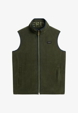 Chaleco sin mangas de color verde oliva, hecho de un material suave, con cierre frontal de cremallera, cuello alto y bolsillos laterales con ribete azul.