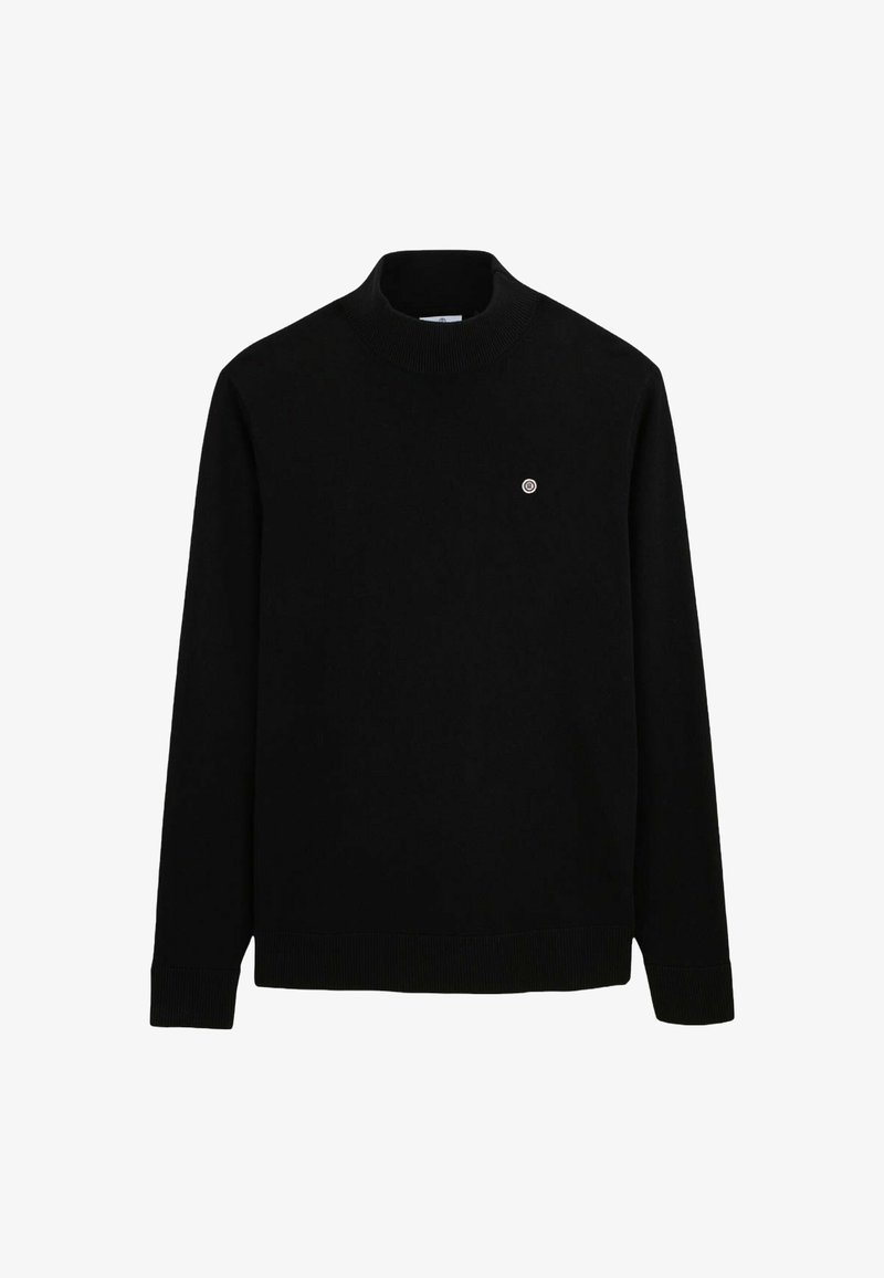 Pull noir à manches longues avec un col montant côtelé, une bordure et des poignets côtelés, arborant un petit logo rond sur la poitrine gauche.