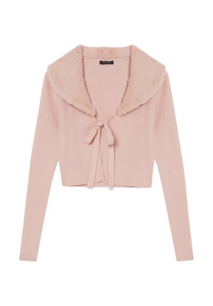 Cardigan cropped di colore rosa chiaro, a coste, con colletto in pelliccia sintetica. Presenta maniche lunghe e chiusura a fiocco sul davanti. Tessuto liscio.