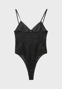 Črn čipkast bodi z tankimi nastavljivimi naramnicami, ki ima nežno čipkasto prevleko in dizajn z visokimi izrezi na nogah. Brez dodatnih kovinskih delov.