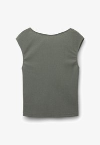 Unselected, green