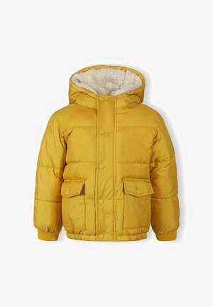Żółta kurtka puchowa z kapturem, z podszewką z sherpy, dwiema przednimi kieszeniami i zapięciem na zatrzask. Miękka, pikowana tekstura.