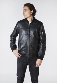 Bolongaro Trevor MA1 BOMBER - Bomberjacke - schwarz