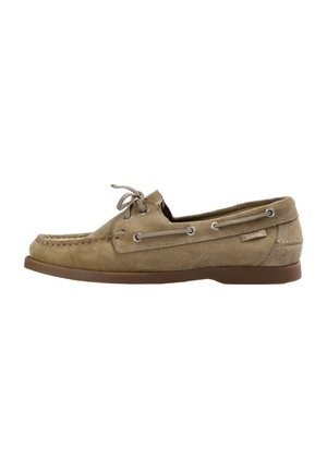 Zapato de barco de suede beige con punta redonda, cordones de cuero, ojales de metal y suela de goma marrón. Diseño simple, adecuado para uso casual.