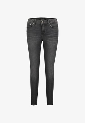 Jeans de denim preto slim fit com um acabamento desgastado, design de cinco bolsos e fecho clássico com botão. Textura suave e forma ajustada.