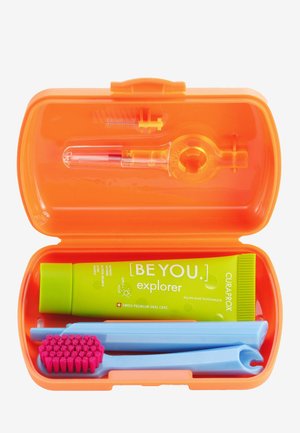 TRAVEL SET - Zestaw do kąpieli