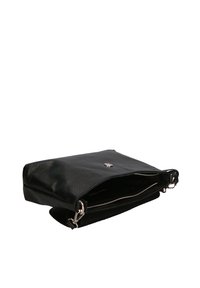Borsa in pelle nera con superficie testurizzata, forma rettangolare, chiusura superiore con zip e dettagli in metallo argentato. Aperta con interni visibili.