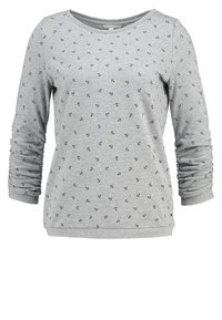 Sudadera gris de manga larga hecha de tejido de punto suave con pequeños patrones de anclas en azul marino, cuello redondo, y puños y bajo acanalados.