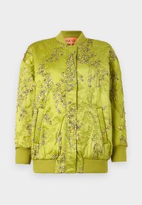QUILTED COVERED PLACKET EMBROIDERY VOLUMINOUS  - Bomber tipa jaka - mimosa