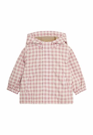 Roze en witte geruite regenjas met een capuchon, elastische manchetten en zijzakken. Gemaakt van lichtgewicht stof met een gladde textuur.