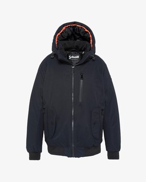 Navyblauwe geïsoleerde jas met een afneembare capuchon, oranje voering, twee zijzakken en een ritszak op de borst. Voorzien van ribgebreide manchetten.