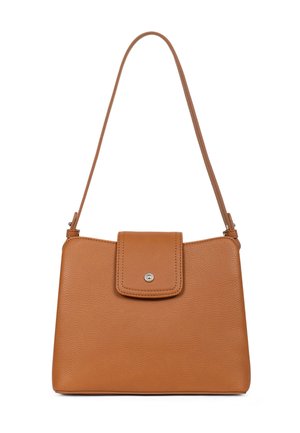 Sac à main en cuir marron avec une finition texturée, de forme rectangulaire, et un rabat plat avec un bouton en argent. Sangle d'épaule longue incluse.