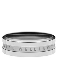 Teräksinen kellon kehys, jossa on kaiverrettu brändin nimi, sileä metallipinta, pyöreä muoto ja kontrastivaikutteinen musta sisävuori.