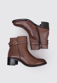 Sandra Fontán JONAK - Bottines de cowboy / motard - camel