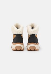 Tamaris Snowboot/Winterstiefel - black/camel
