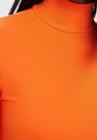 Bershka Fodralklänning - orange