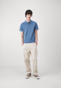 Pepe Jeans NEW OLIVER - Polo krekls - sea blue