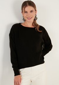 LELA Vesta - black