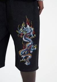 Thumbnail Image 5