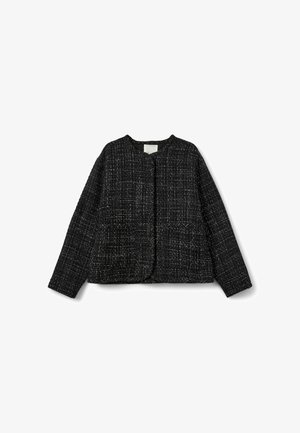 Veste en tweed noire avec une finition texturée, col rond et poches avant ; présente une ouverture à l'avant et des manches longues.