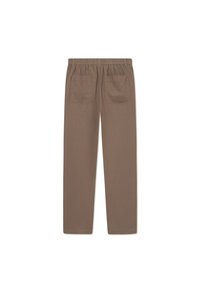 Brune, lette bukser med elastisk talje, to baglommer og lige ben. Glat tekstur med en simpel finish.