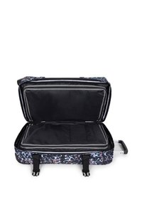 Rolling koffer met een bloemenpatroon in zwart, roze en blauw. Voorzien van een open compartiment, verstelbare riemen en een uitschuifbaar handvat.