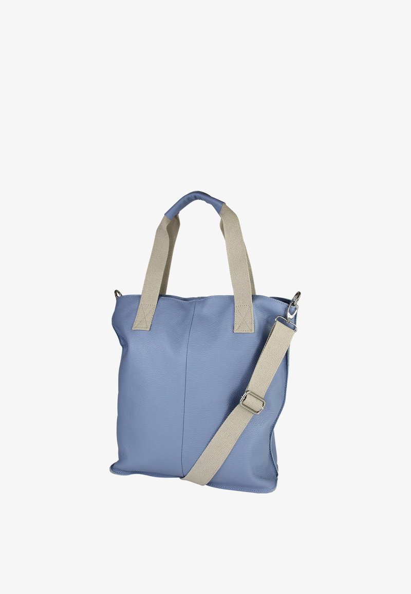 Blauwe leren totebag met twee stoffen handvatten en een afneembare verstelbare riem. Glad oppervlak met een gestructureerde vorm en zilverkleurige metalen details.