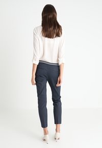 TOM TAILOR Tygbyxor - dark blue