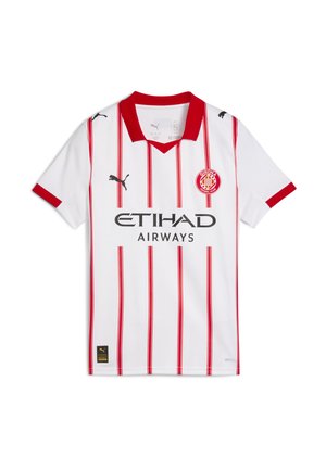 Biała koszulka piłkarska z krótkim rękawem, z cienkimi czerwonymi pionowymi paskami, czerwonym kołnierzem i mankietami, logo Puma, herbem Girona FC oraz sponsorem Etihad Airways.