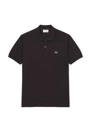 Musta poolopaita, puuvillakangasta, lyhyet hihat, kolmen napin nappilista, klassinen kaulus, rinnassa pieni vihreä krokotiililogo.