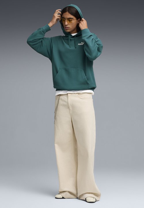 PUMA ESSENTIALS RELAXED NO.1 LOGO HOODIE - Jersey con capucha - emerald ice — foto 3