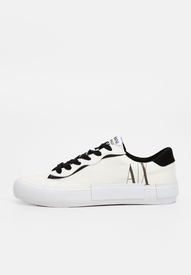 Armani Exchange Sneakers laag meerkleurig Armani Exchange Sneakers laag meerkleurig