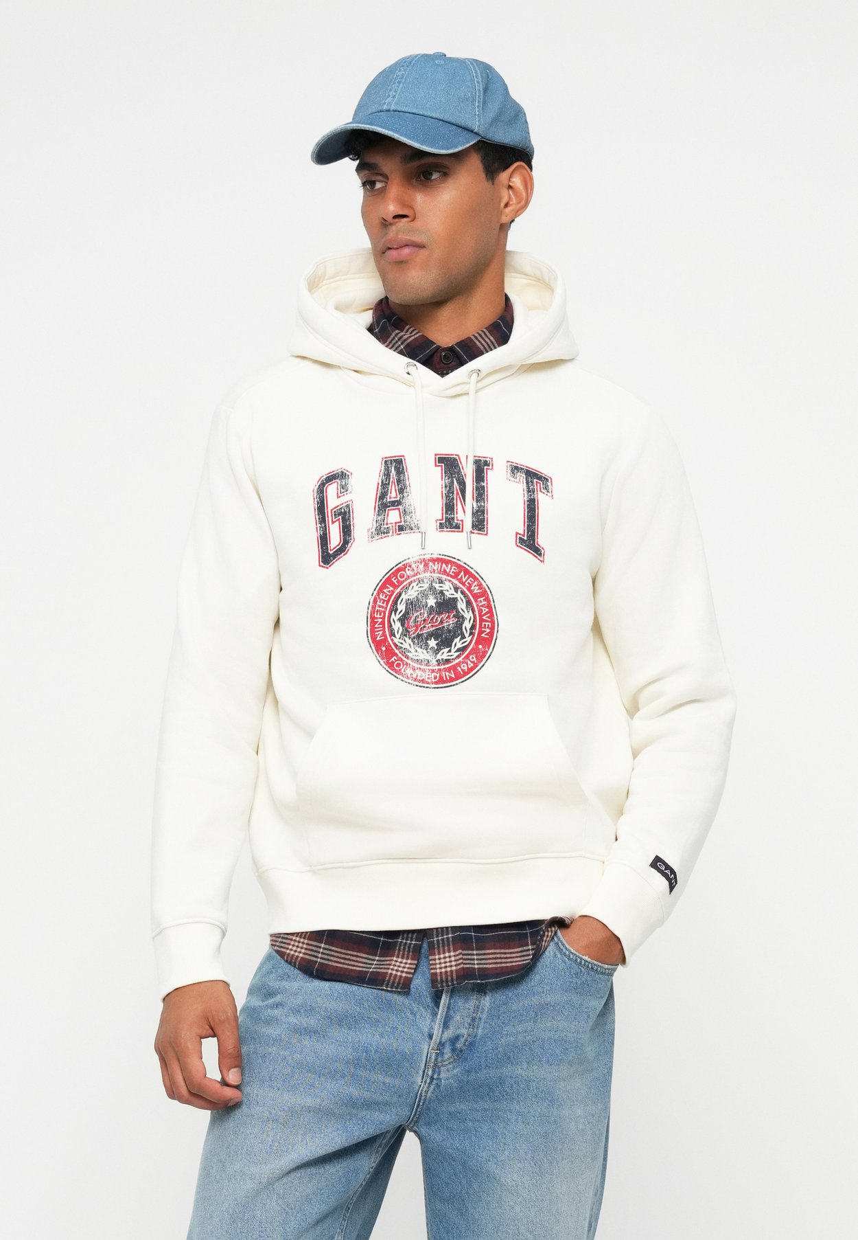 GRAPHIC HOODIE