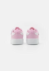 Skechers SPORT COURT 92 - Sneakers laag - white/pink