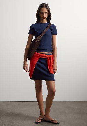 Stefanel, SHOULDER BAG.. - Bolso de mano - dark brown