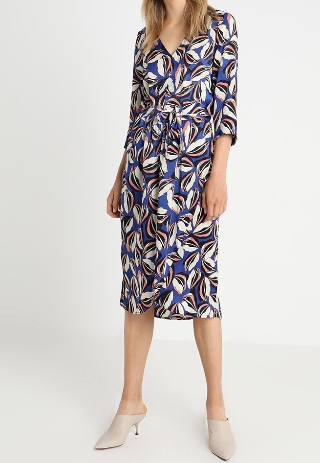 Vero Moda Tall Vapaa-ajan mekko - blue