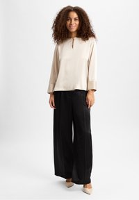 Marc Cain Blouse - sand