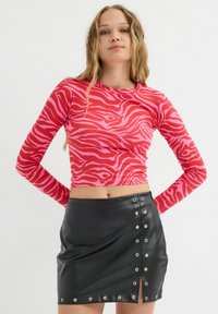 INSIDE EFECTO - Minifalda - black