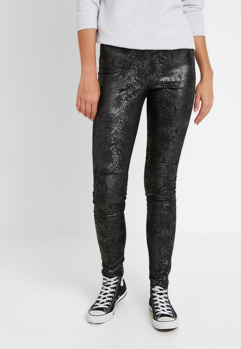 Vero Moda Tall Legging (type pantalon) - black