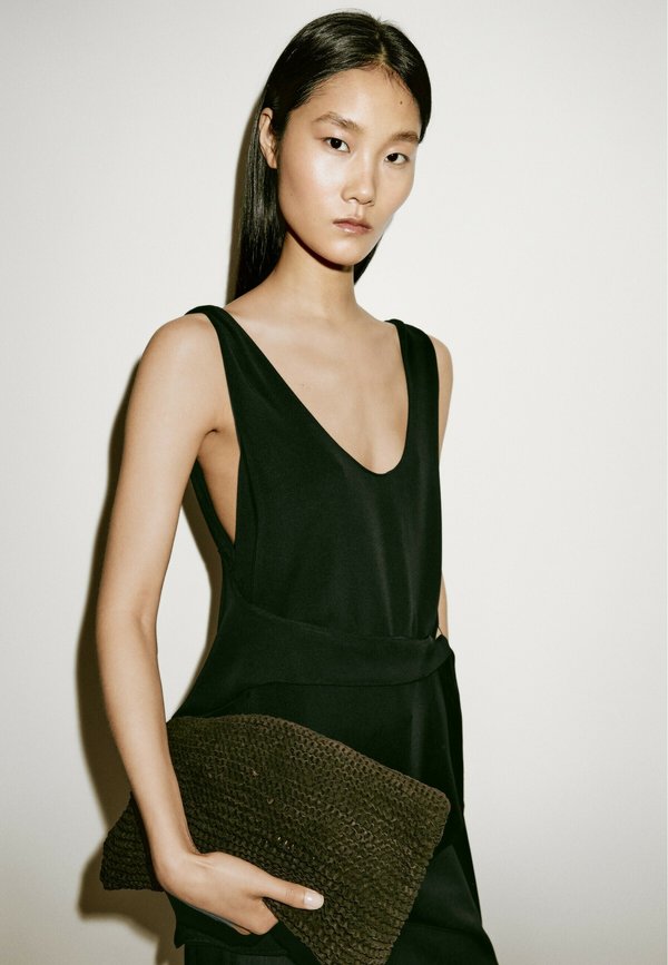 LIMITED EDITION WITH KNOT DETAIL - Bluse