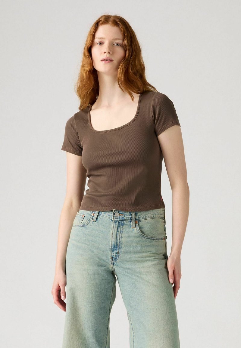 Levi's® ESSENTIAL SQRD NECK - T-shirt basic - fa180896 garment dye-0010