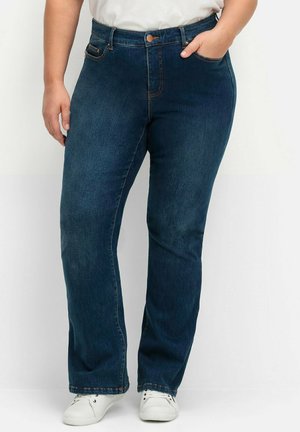 Sheego, STRETCH- MIT BODYFORMING-EFFEKT - Bootcut jeans - dark blue denim
