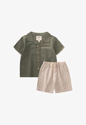 CAPRI SET - Shorts - dark green