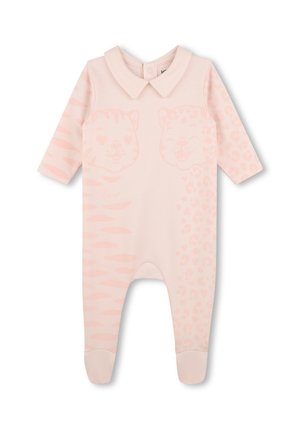 Body bébé rose doux avec manches longues, jambes avec pieds, col et motifs subtils d'animaux sur le devant et les manches.